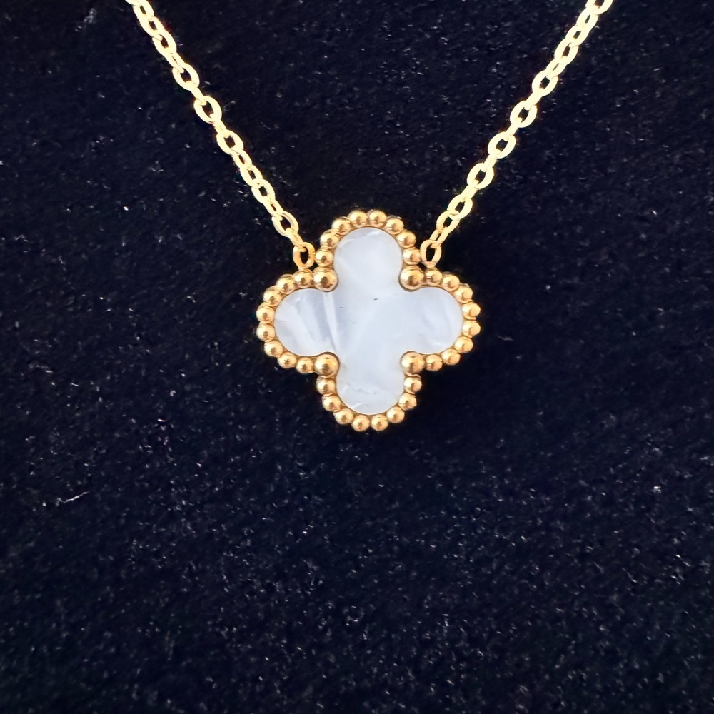 Gold and White Clover Necklace - Picture 2 of 6